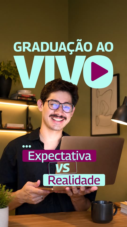 Pensou que estudar ao vivo era sinônimo de ficar sozinho assistindo às aulas? Aqui, a experiência é diferente.