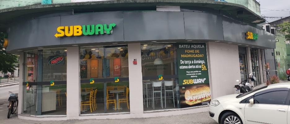 SUBWAY, Curitiba - Rua Barão do Serro Azul 81/85 - Comentários de  Restaurantes, Fotos & Número de Telefone