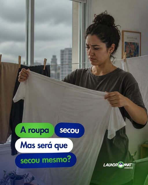 Aquela sensação de tirar a roupa do varal, achar que tá pronta, guardar no armário e dois dias depois abrir a gaveta e sentir o cheirinho