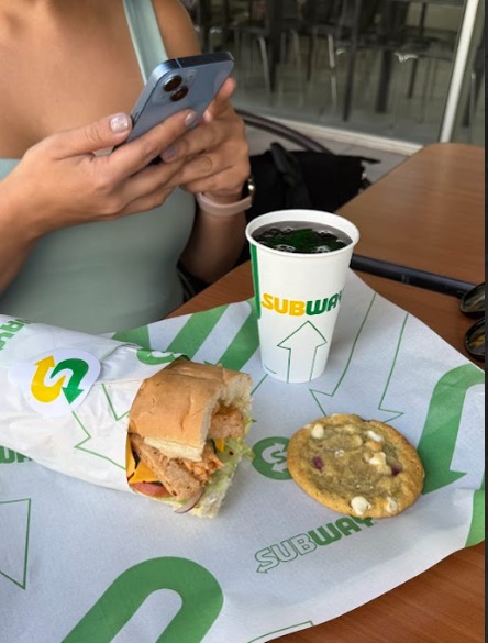 Transforma tu cahuín del día en Combo del Día. 