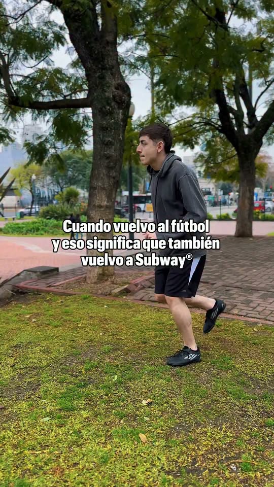 Lo que suena en mi cabeza cuando voy a buscar un Sub post fulbito