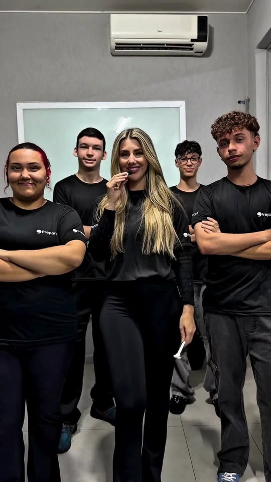 Você escreve "a gente" junto ou separado? 🤔